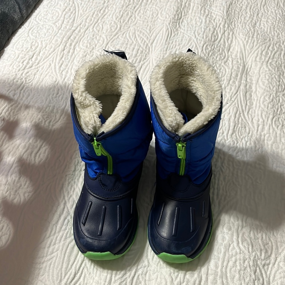 Boys snow boots size 1 big kids